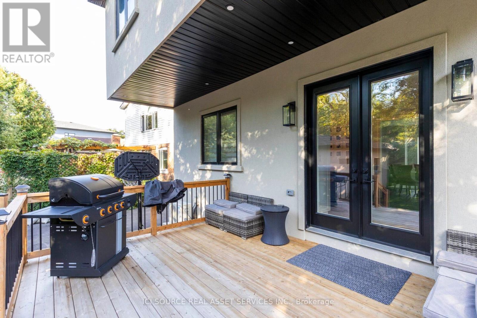 51 Cynthia Road, Toronto, Ontario  M6N 2P8 - Photo 26 - W12544502