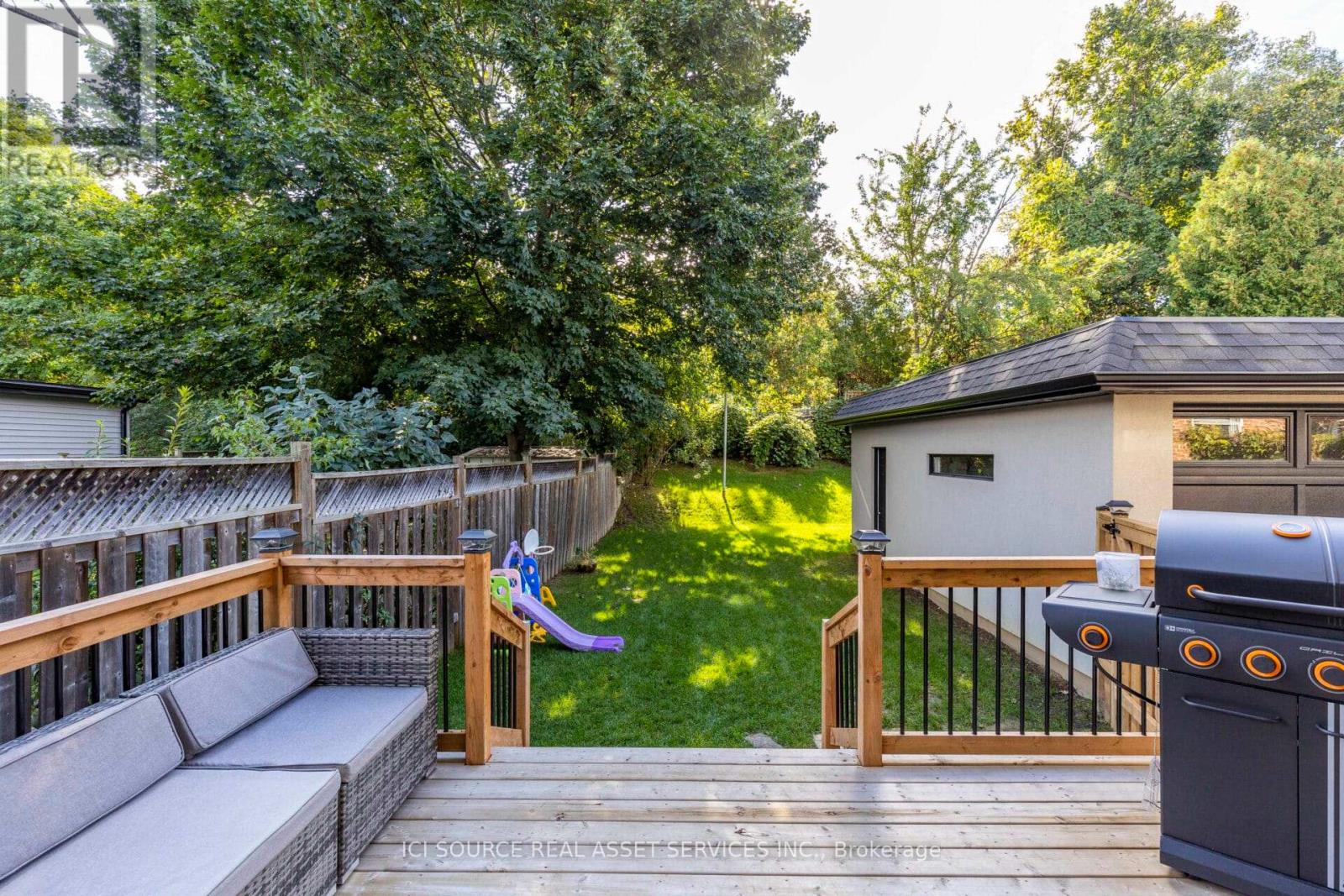 51 Cynthia Road, Toronto, Ontario  M6N 2P8 - Photo 28 - W12544502