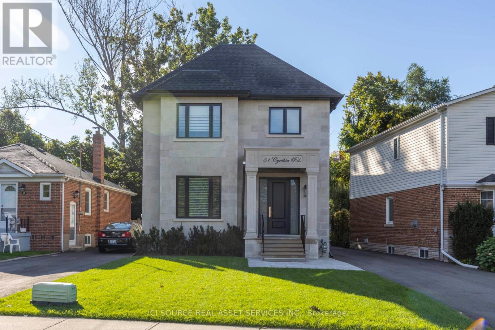 51 Cynthia Road, Toronto, Ontario  M6N 2P8 - Photo 29 - W12544502