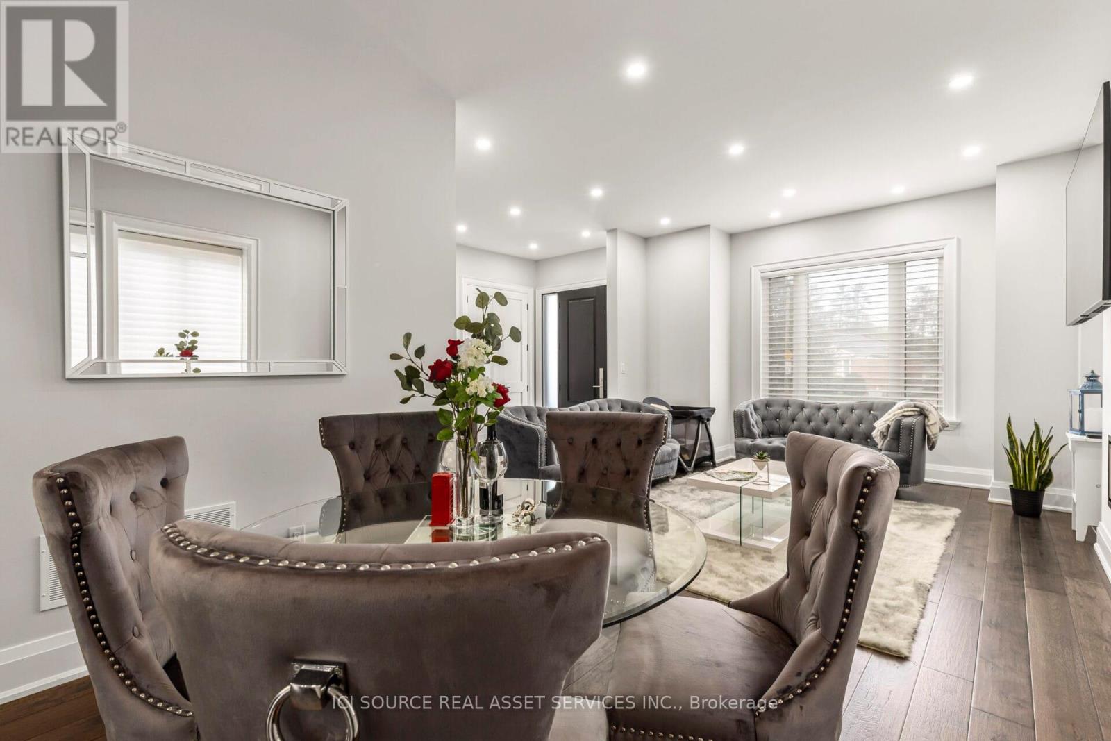 51 Cynthia Road, Toronto, Ontario  M6N 2P8 - Photo 7 - W12544502