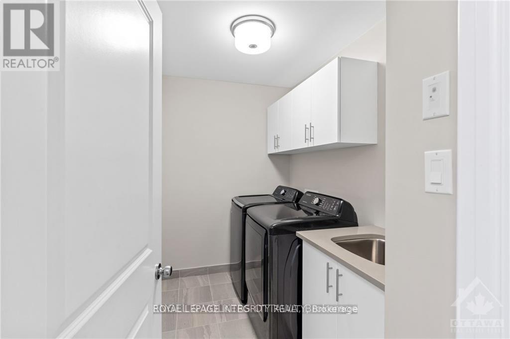 165 Angelonia Crescent, Ottawa, Ontario  K1T 0Y5 - Photo 16 - X12445578