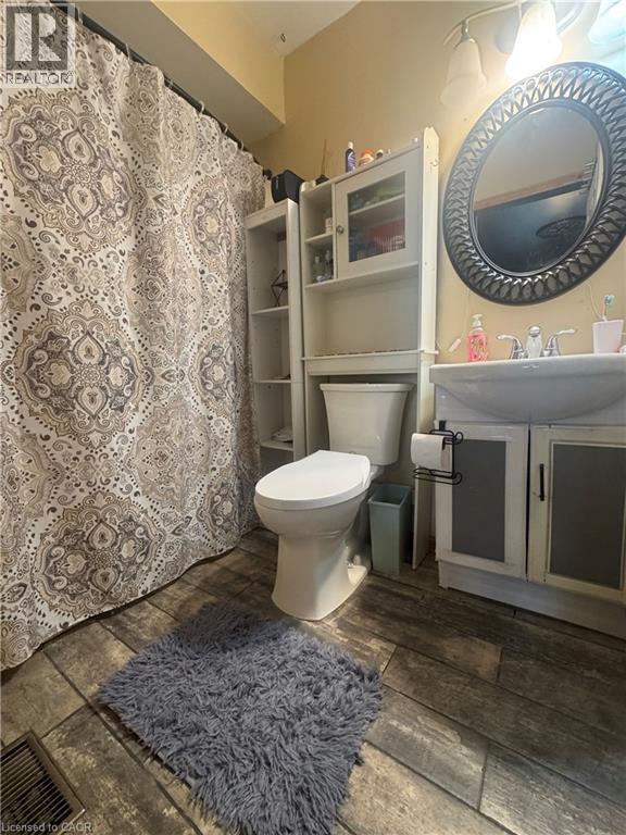 24 Woodhouse Avenue, Port Dover, Ontario N0A 1N8 - Photo 14 - 40787894