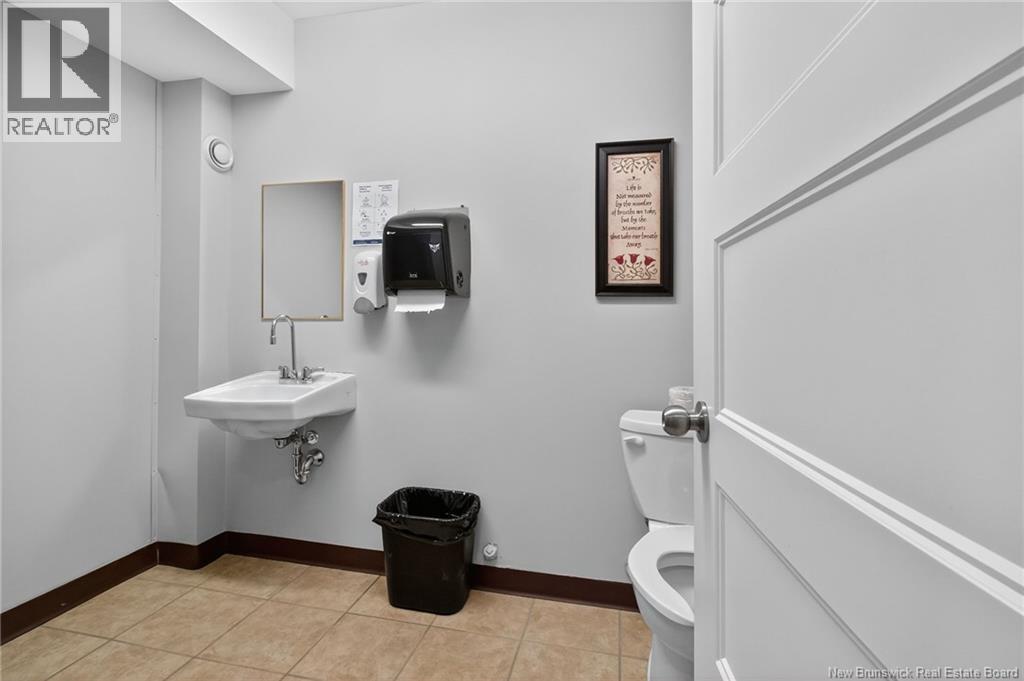 400-408 Mountain Road, Moncton, New Brunswick  E1C 2M9 - Photo 18 - NB129977