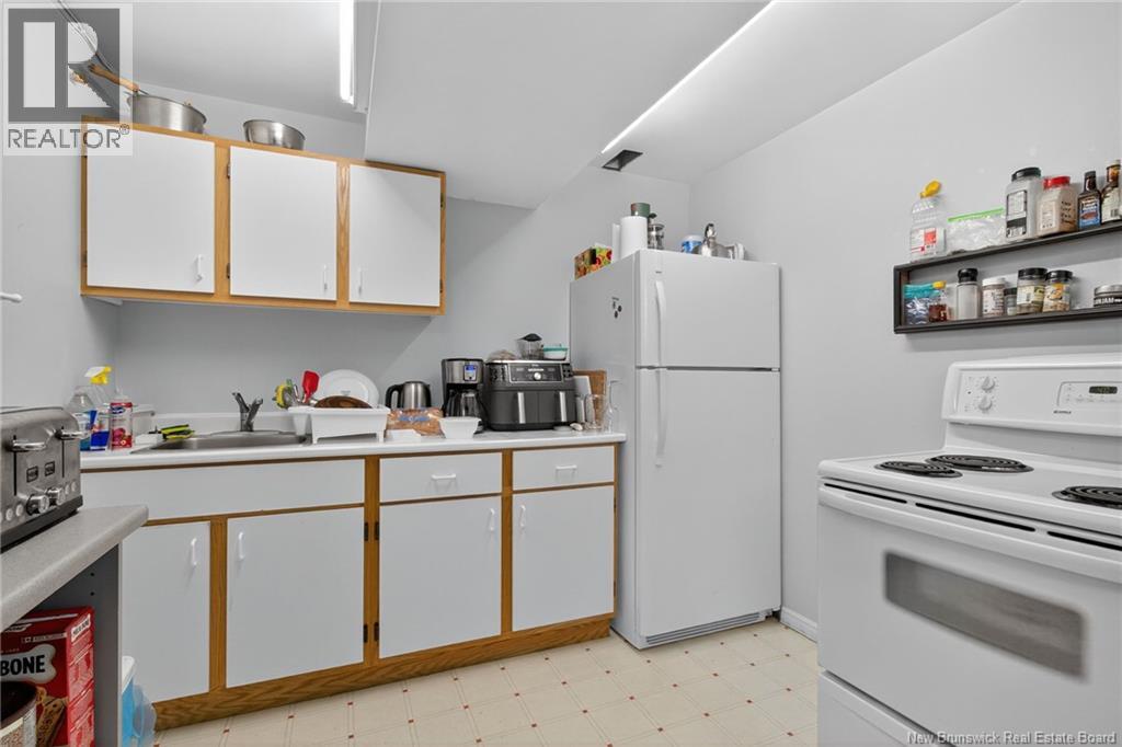 400-408 Mountain Road, Moncton, New Brunswick  E1C 2M9 - Photo 33 - NB129977