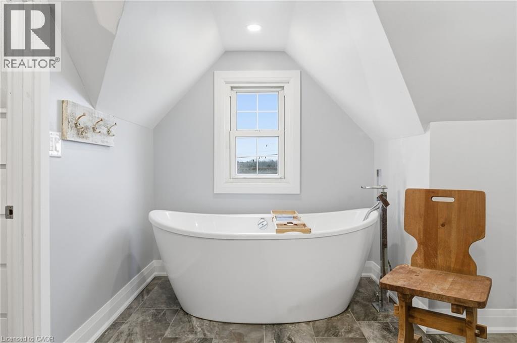 1671 Third Street Louth, St. Catharines, Ontario  L2R 6P9 - Photo 17 - 40768820