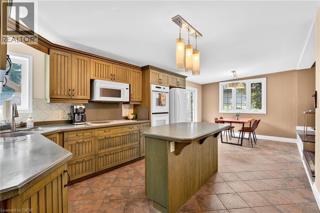 1671 Third Street Louth, St. Catharines, Ontario  L2R 6P9 - Photo 4 - 40768820