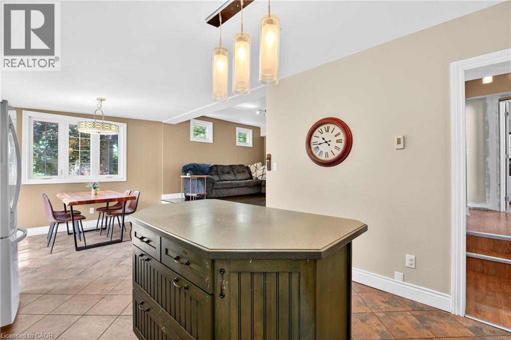 1671 Third Street Louth, St. Catharines, Ontario  L2R 6P9 - Photo 5 - 40768820