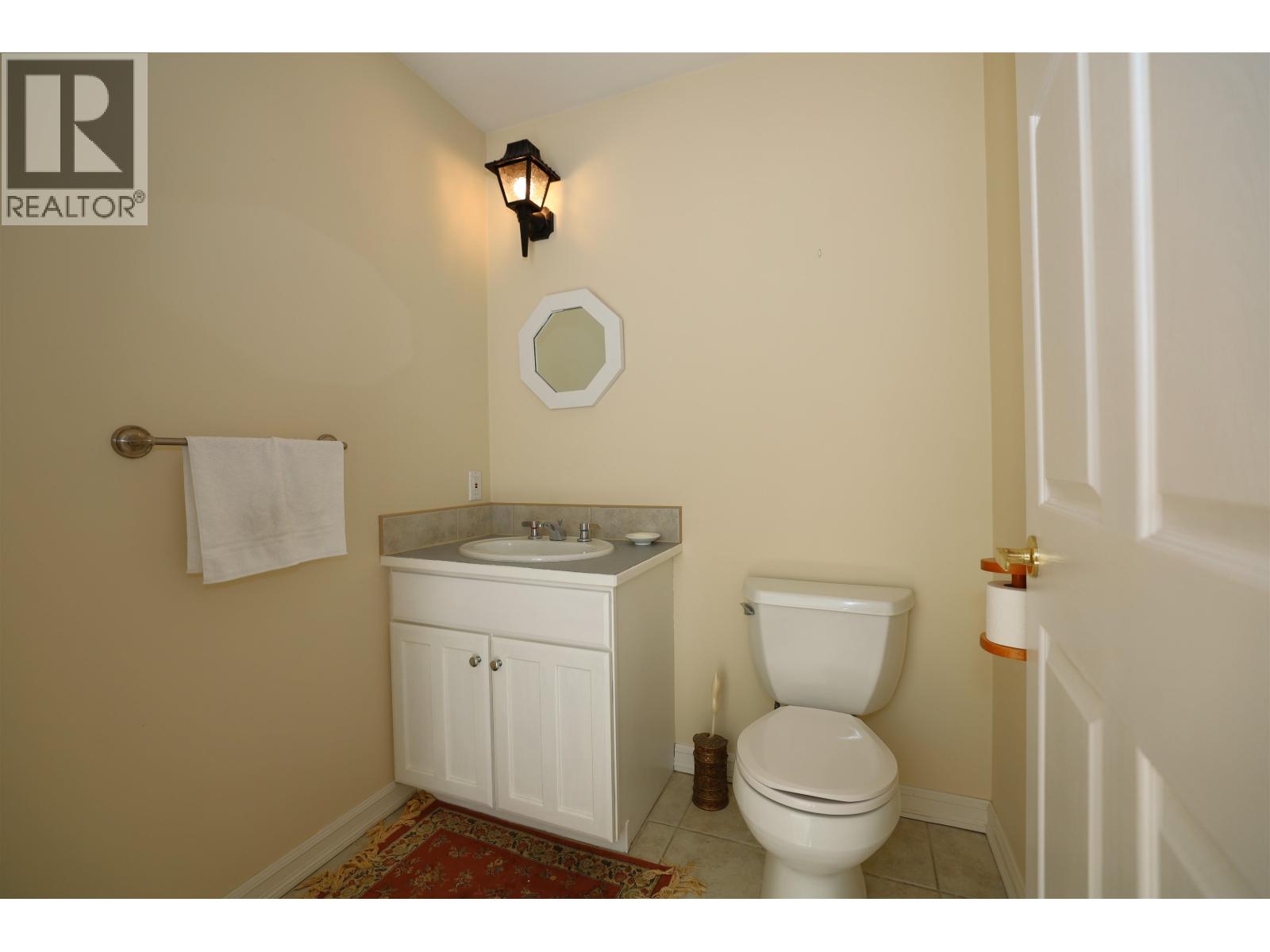 561 Spyglass Place, Gibsons, British Columbia V0N 1V9 - Photo 21 - R3067430