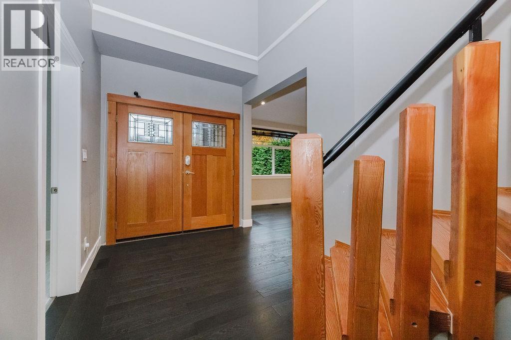 597 Oceanview Drive, Gibsons, British Columbia V0N 1V5 - Photo 5 - R3067434