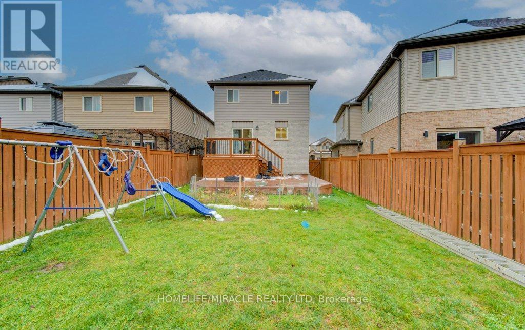 199 Cranbrook Street, Kitchener, Ontario  N2P 2X4 - Photo 35 - X12544394