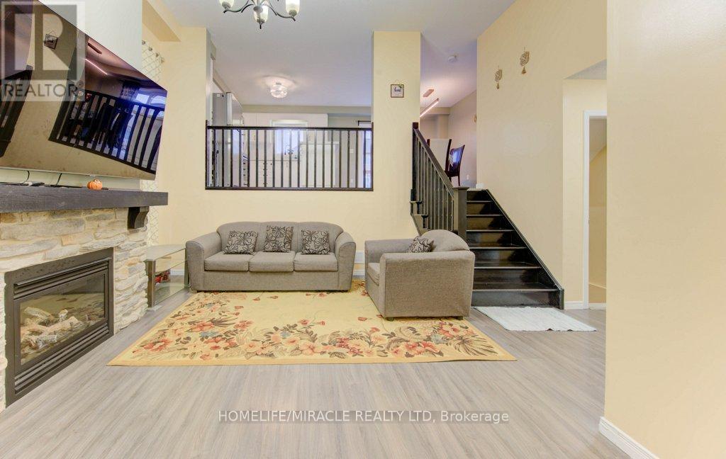 199 Cranbrook Street, Kitchener, Ontario  N2P 2X4 - Photo 8 - X12544394