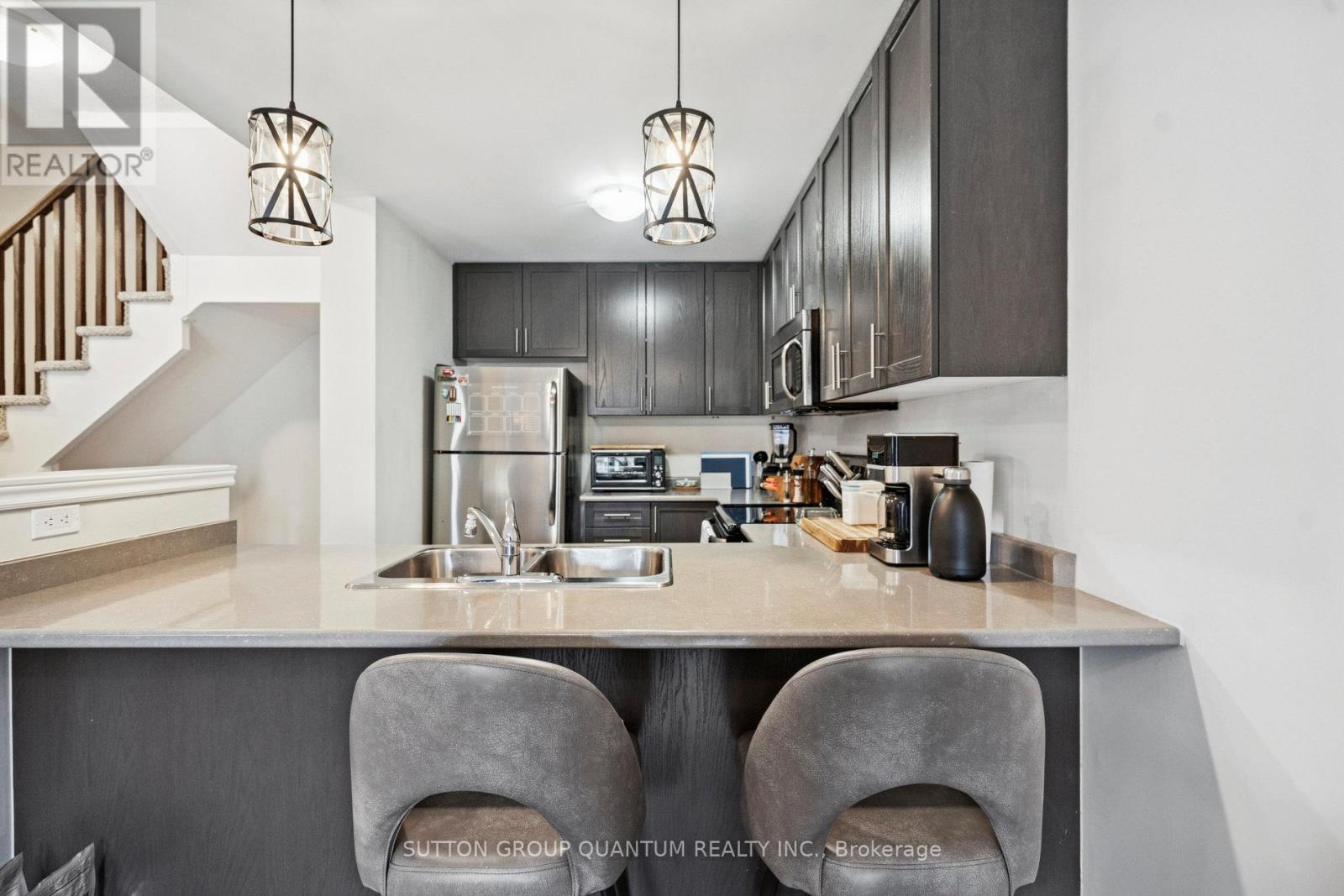 18 Lakeshore Drive, Hamilton, Ontario  L8E 0J3 - Photo 14 - X12544404