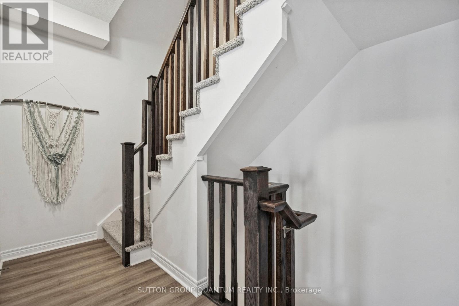 18 Lakeshore Drive, Hamilton, Ontario  L8E 0J3 - Photo 19 - X12544404