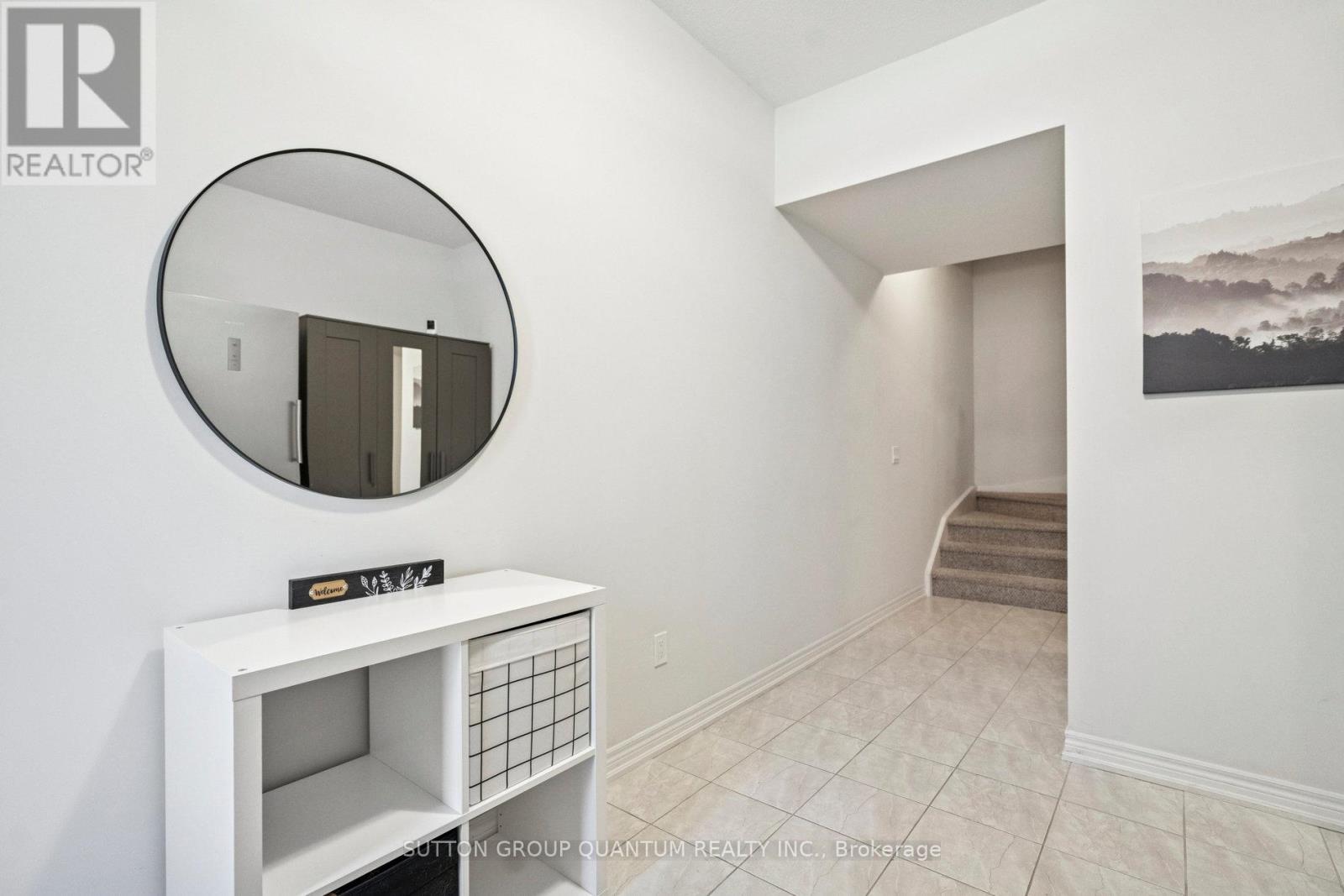 18 Lakeshore Drive, Hamilton, Ontario  L8E 0J3 - Photo 6 - X12544404