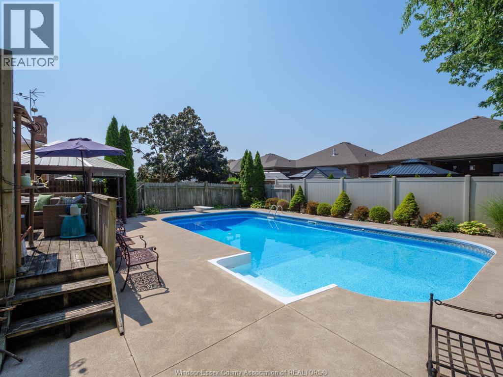 12033 St. Thomas Crescent, Tecumseh, Ontario  N8N 3V6 - Photo 40 - 25028752