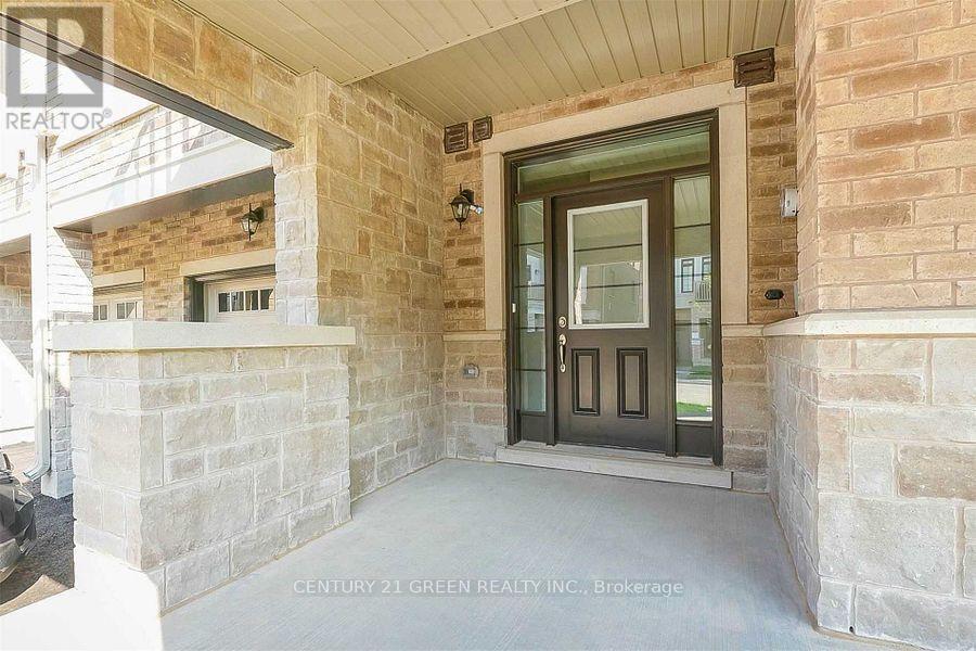 1166 Lloyd Landing Drive, Milton, Ontario L9E 1K1 - Photo 2 - W12543884