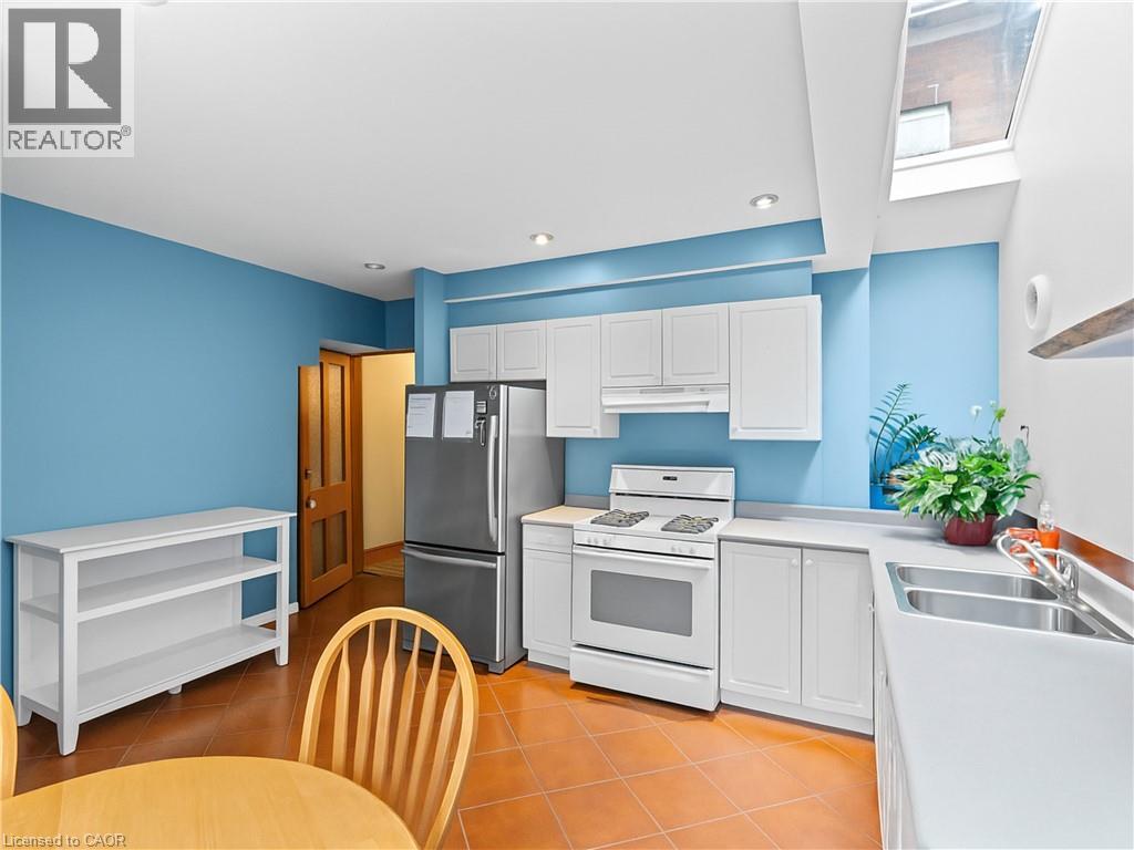 282 Main Street W, Hamilton, Ontario  L8P 1J8 - Photo 13 - 40788287