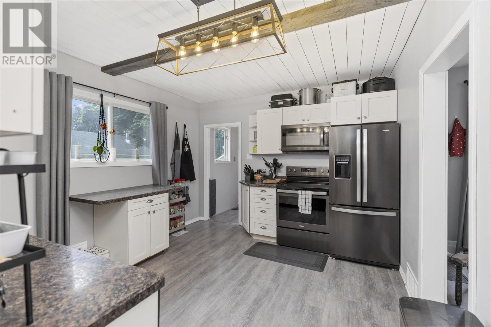 285 Third Ave, Sault Ste. Marie, Ontario P6C 4M2 - Photo 11 - SM253271