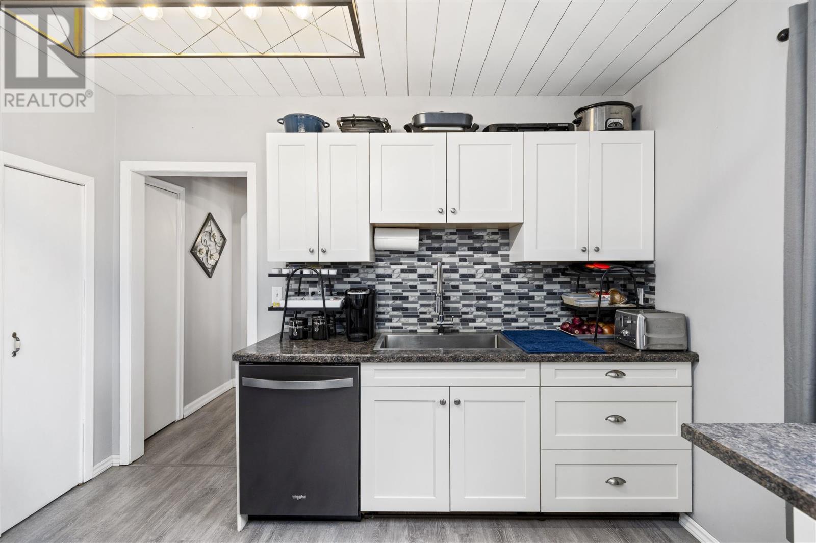 285 Third Ave, Sault Ste. Marie, Ontario P6C 4M2 - Photo 14 - SM253271