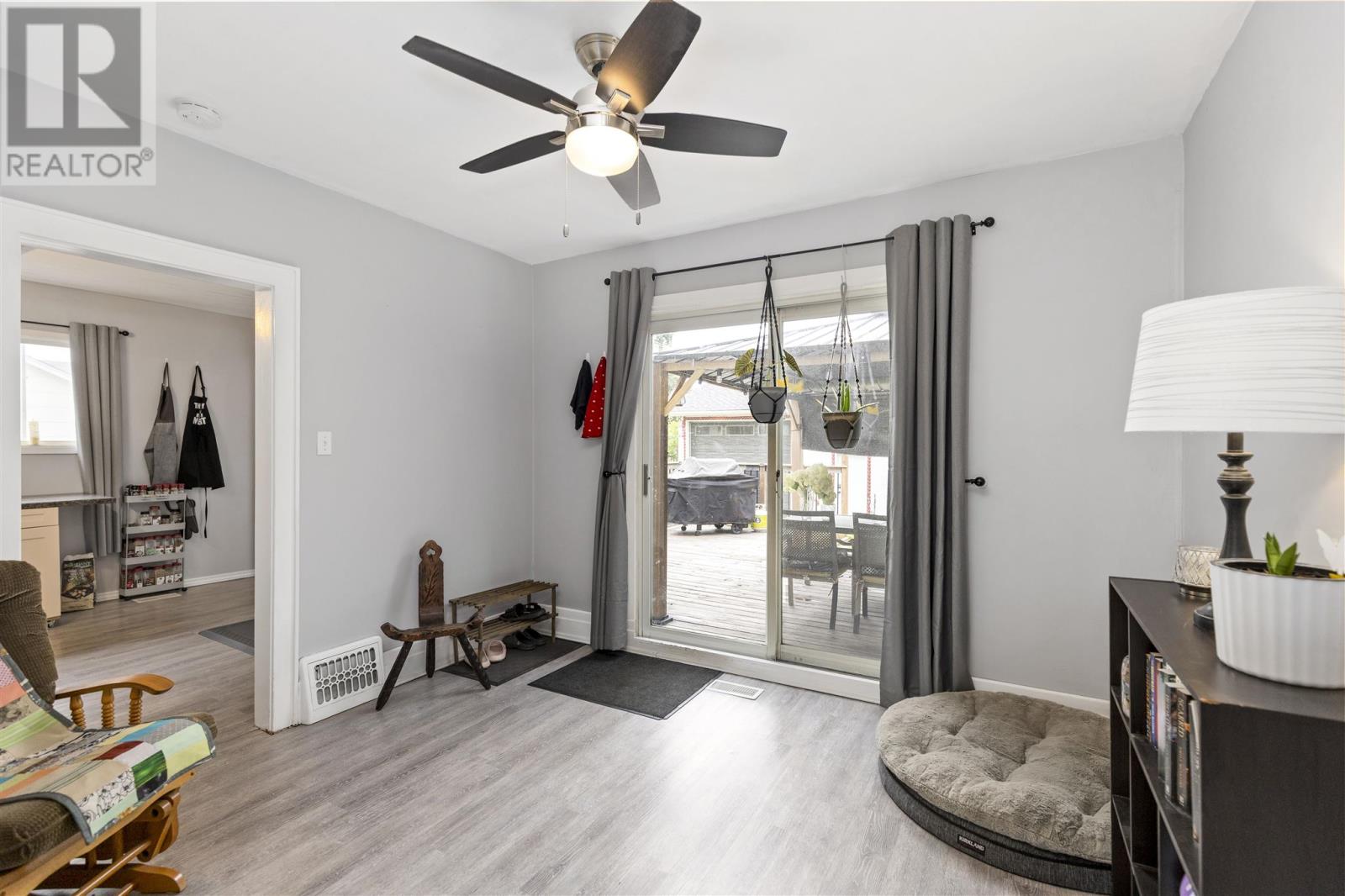 285 Third Ave, Sault Ste. Marie, Ontario P6C 4M2 - Photo 17 - SM253271