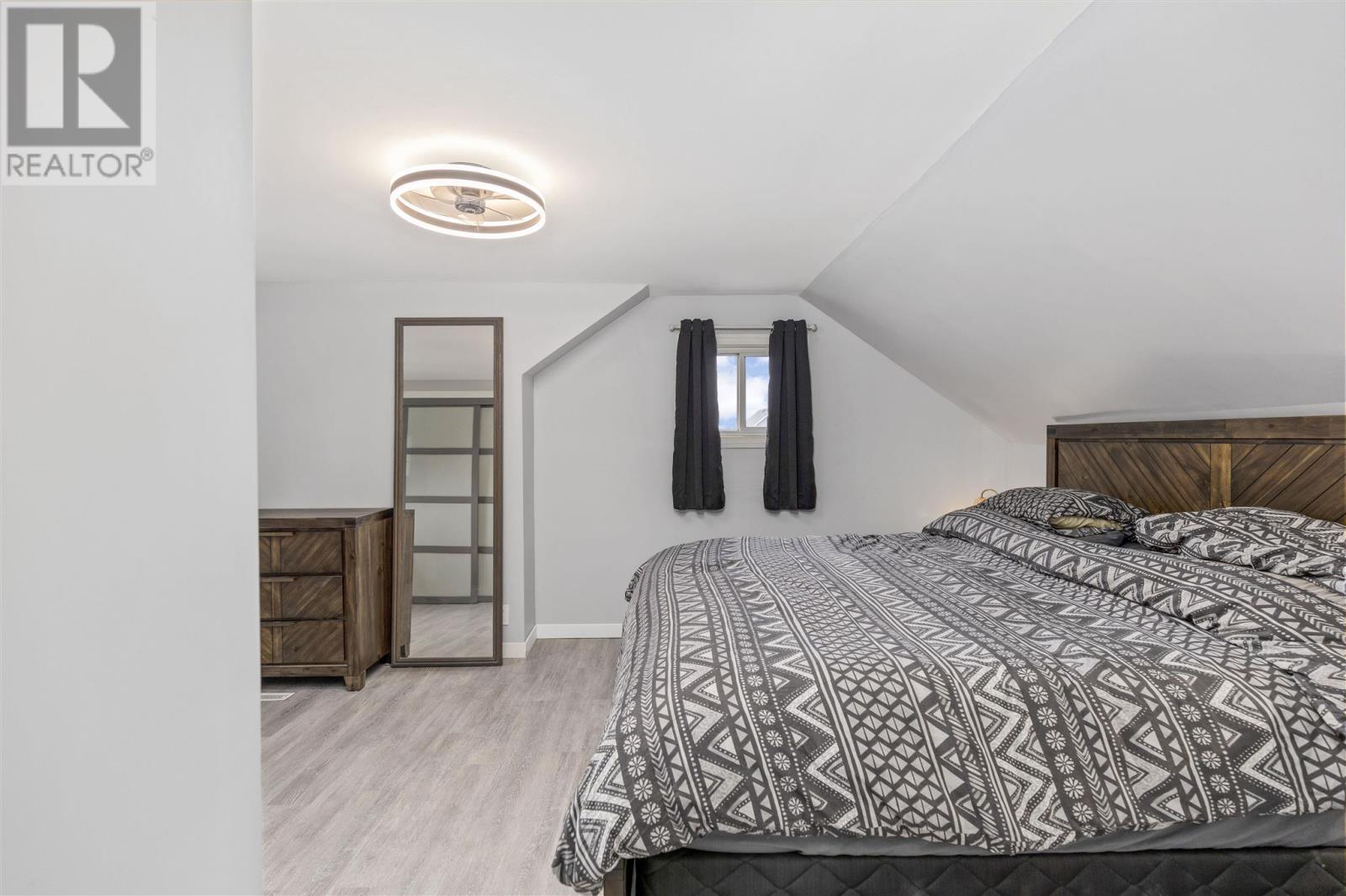 285 Third Ave, Sault Ste. Marie, Ontario P6C 4M2 - Photo 19 - SM253271