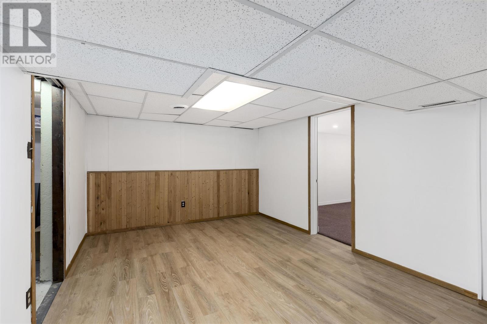 285 Third Ave, Sault Ste. Marie, Ontario P6C 4M2 - Photo 29 - SM253271