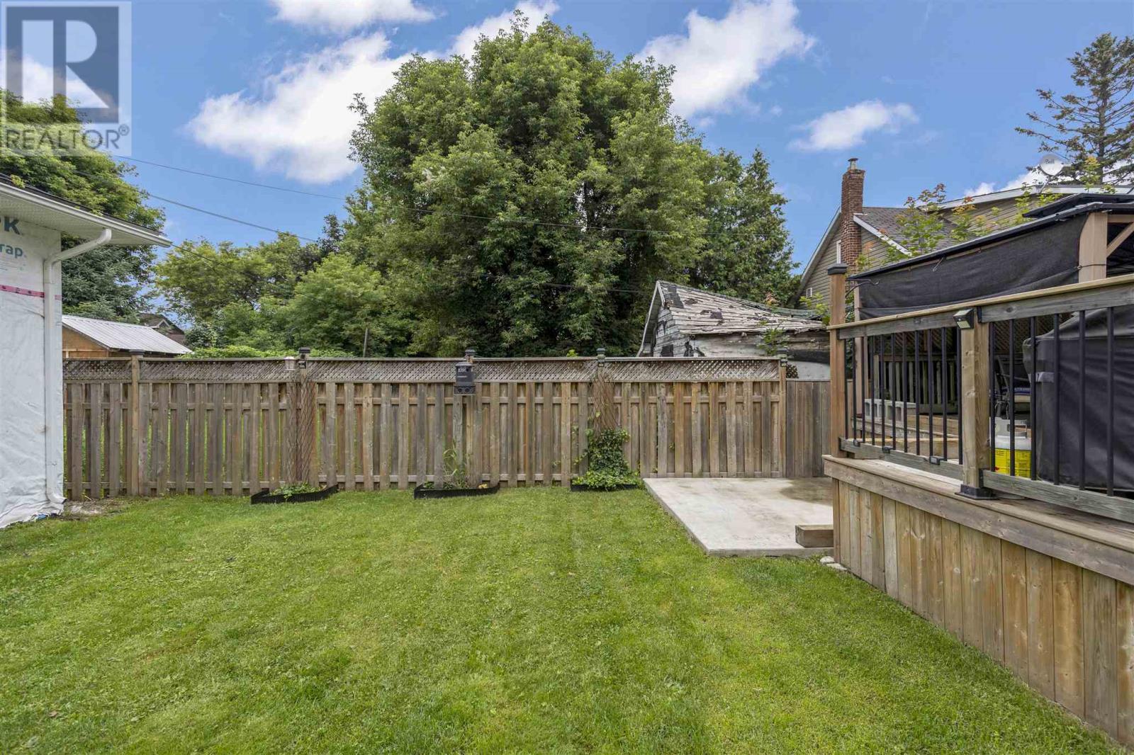 285 Third Ave, Sault Ste. Marie, Ontario P6C 4M2 - Photo 38 - SM253271