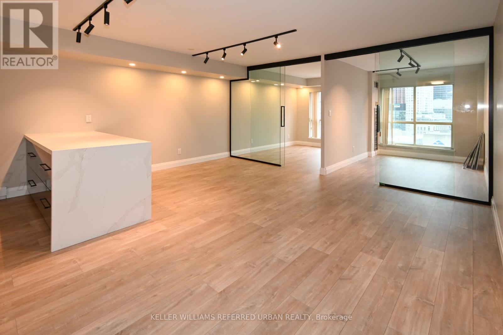 #2609 - 25 The Esplanade, Toronto, Ontario  M5E 1W5 - Photo 12 - C12544660