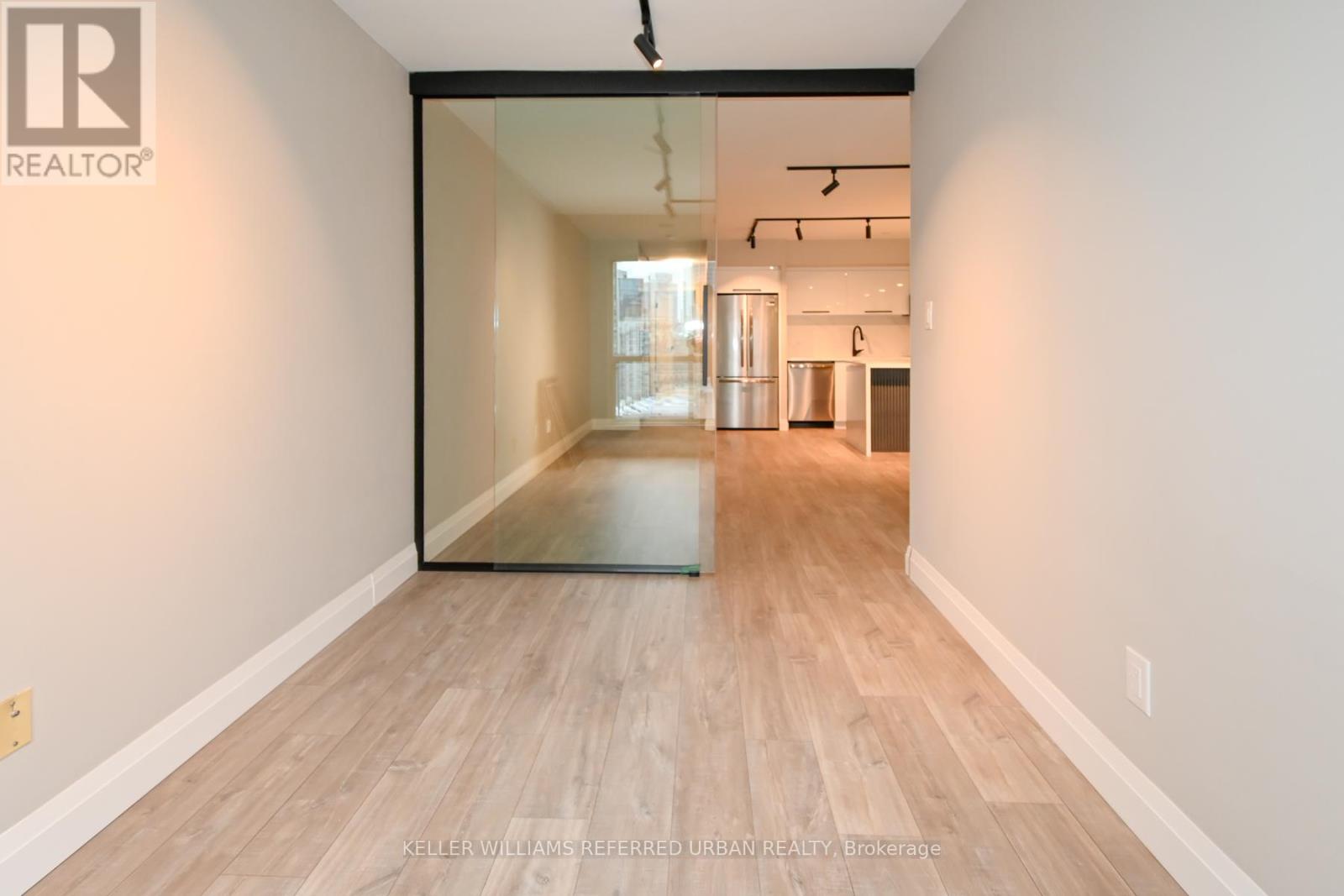 #2609 - 25 The Esplanade, Toronto, Ontario  M5E 1W5 - Photo 5 - C12544660