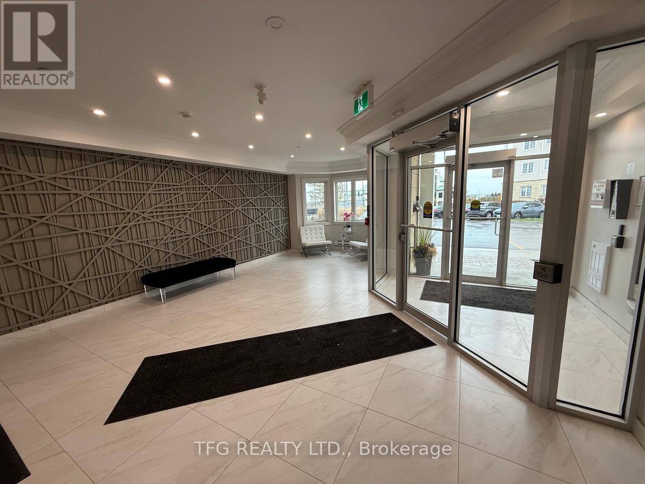 110 - 70 Shipway Drive, Clarington, Ontario L1B 0V7 - Photo 3 - E12544822