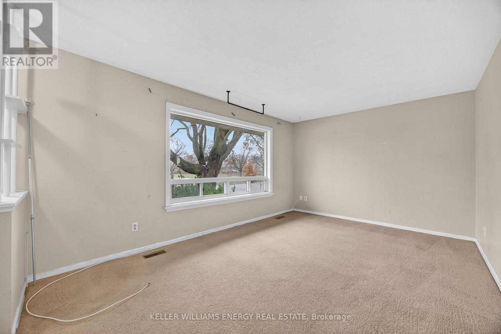 76 Rose Street, Barrie, Ontario L4M 2T2 - Photo 6 - S12544728