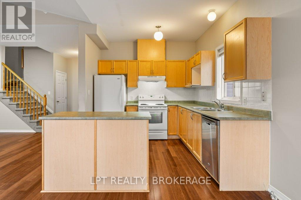 99 Dalgleish Avenue, Kingston, Ontario K7K 7E3 - Photo 17 - X12544716