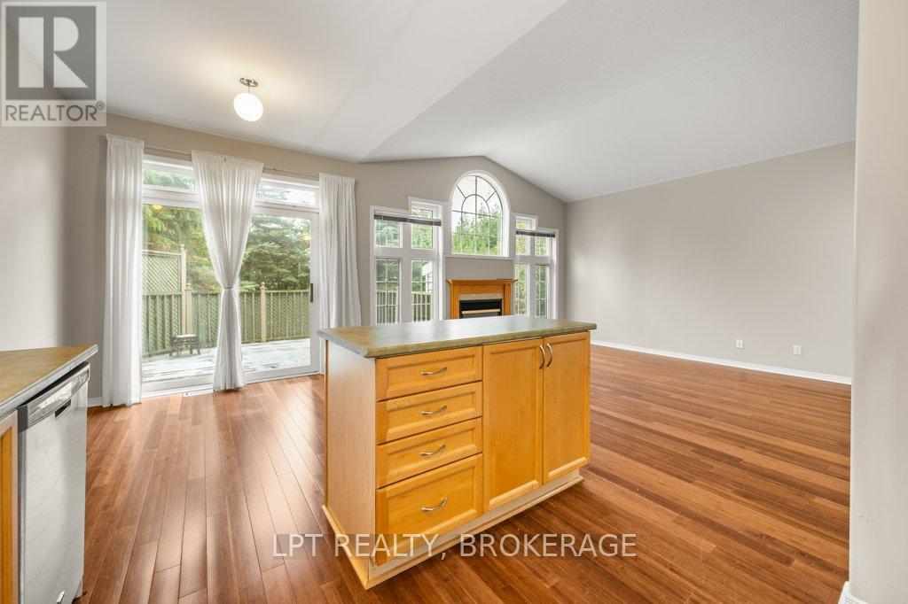 99 Dalgleish Avenue, Kingston, Ontario K7K 7E3 - Photo 18 - X12544716