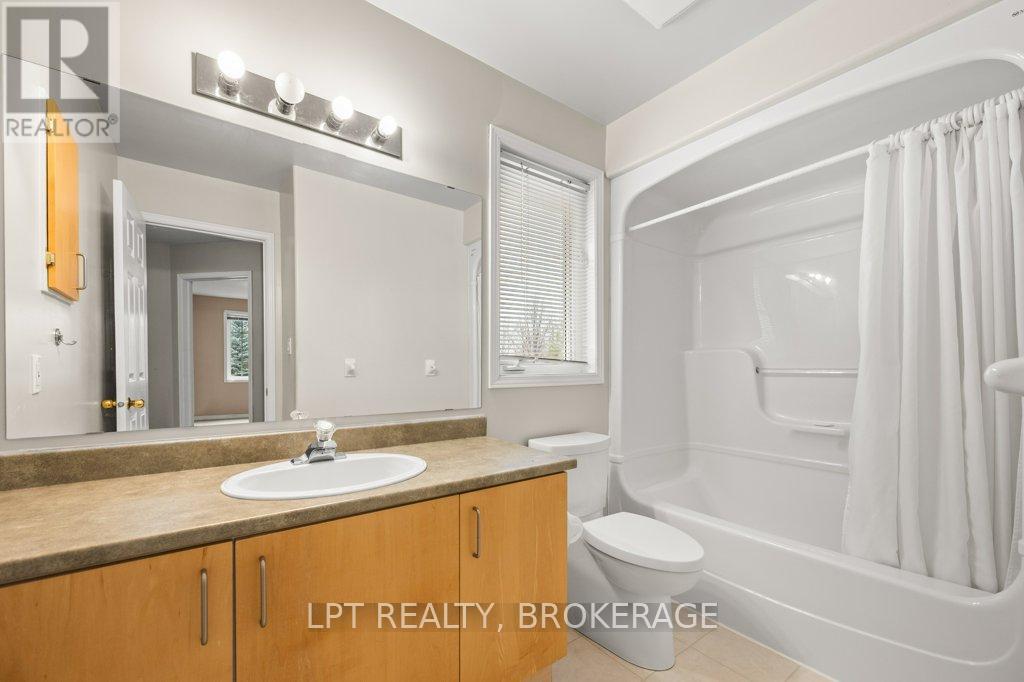 99 Dalgleish Avenue, Kingston, Ontario K7K 7E3 - Photo 21 - X12544716