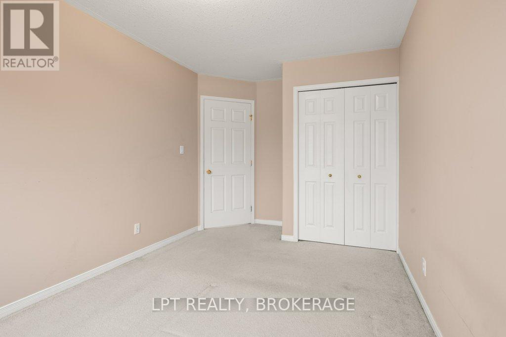 99 Dalgleish Avenue, Kingston, Ontario K7K 7E3 - Photo 25 - X12544716