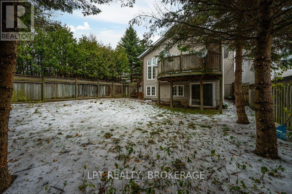 99 Dalgleish Avenue, Kingston, Ontario K7K 7E3 - Photo 3 - X12544716