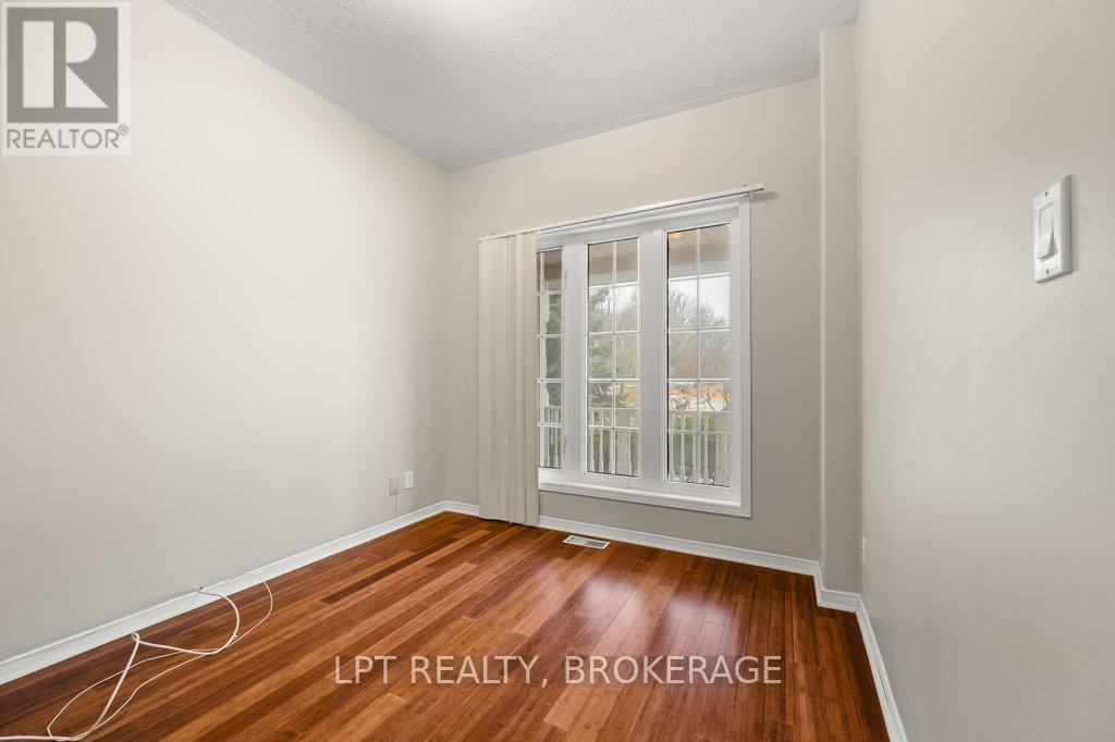 99 Dalgleish Avenue, Kingston, Ontario K7K 7E3 - Photo 7 - X12544716