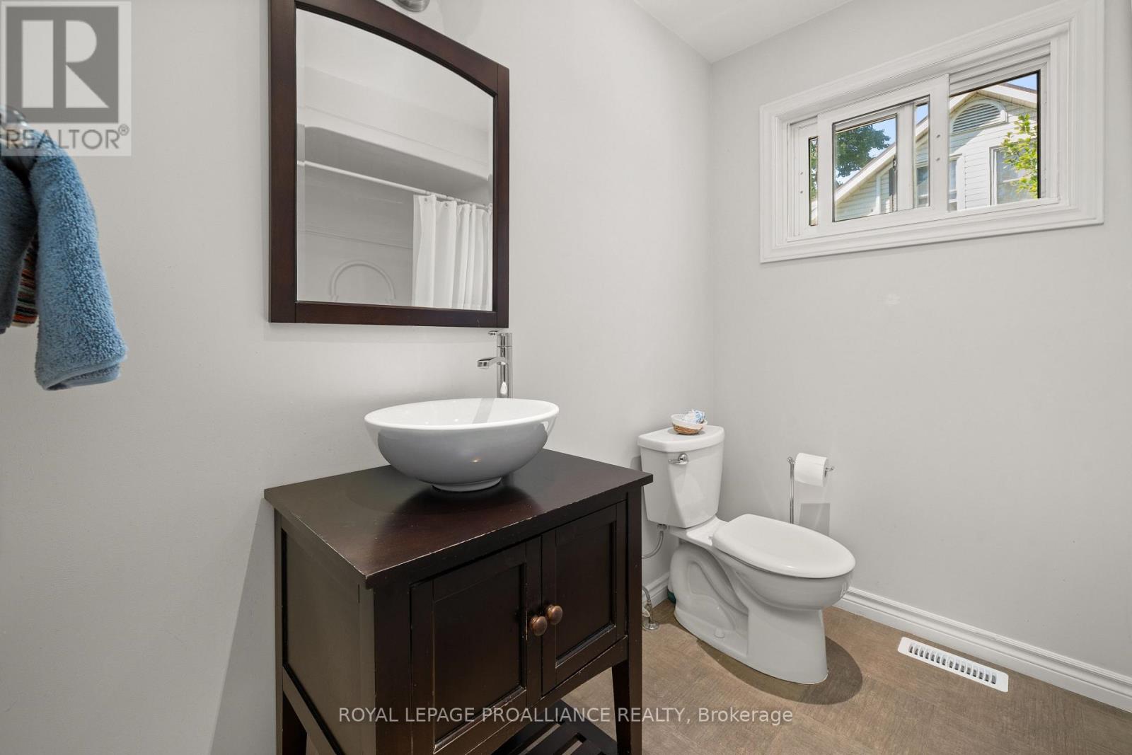 A - 134 Dufferin Avenue, Belleville, Ontario K8N 3X1 - Photo 13 - X12544800