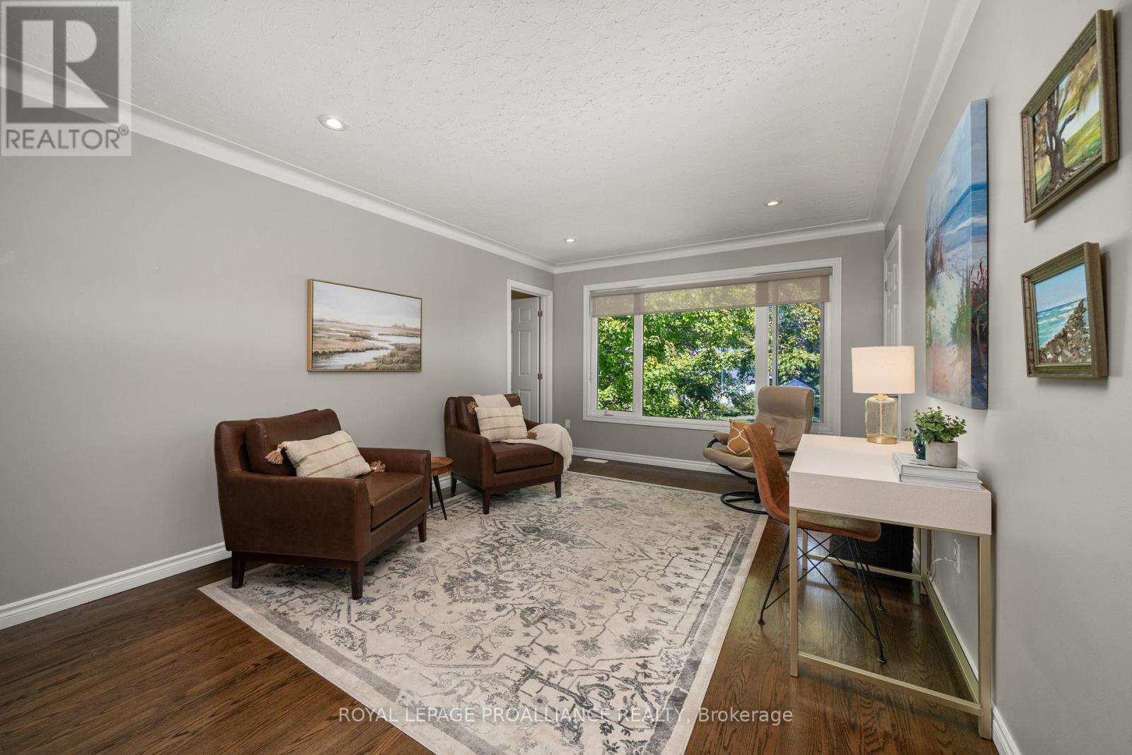 B - 134 Dufferin Avenue, Belleville, Ontario K8N 3X1 - Photo 12 - X12544836