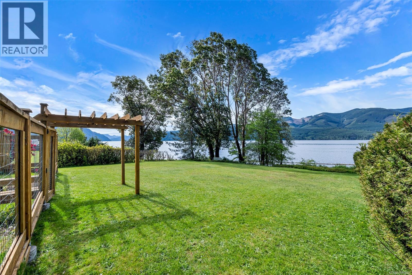 10684 Alder Cres, Youbou, British Columbia  V0R 3E1 - Photo 6 - 1020498