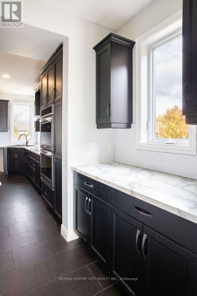 7 Turnberry Court, St. Thomas, Ontario  N5R 0G2 - Photo 11 - X12544742