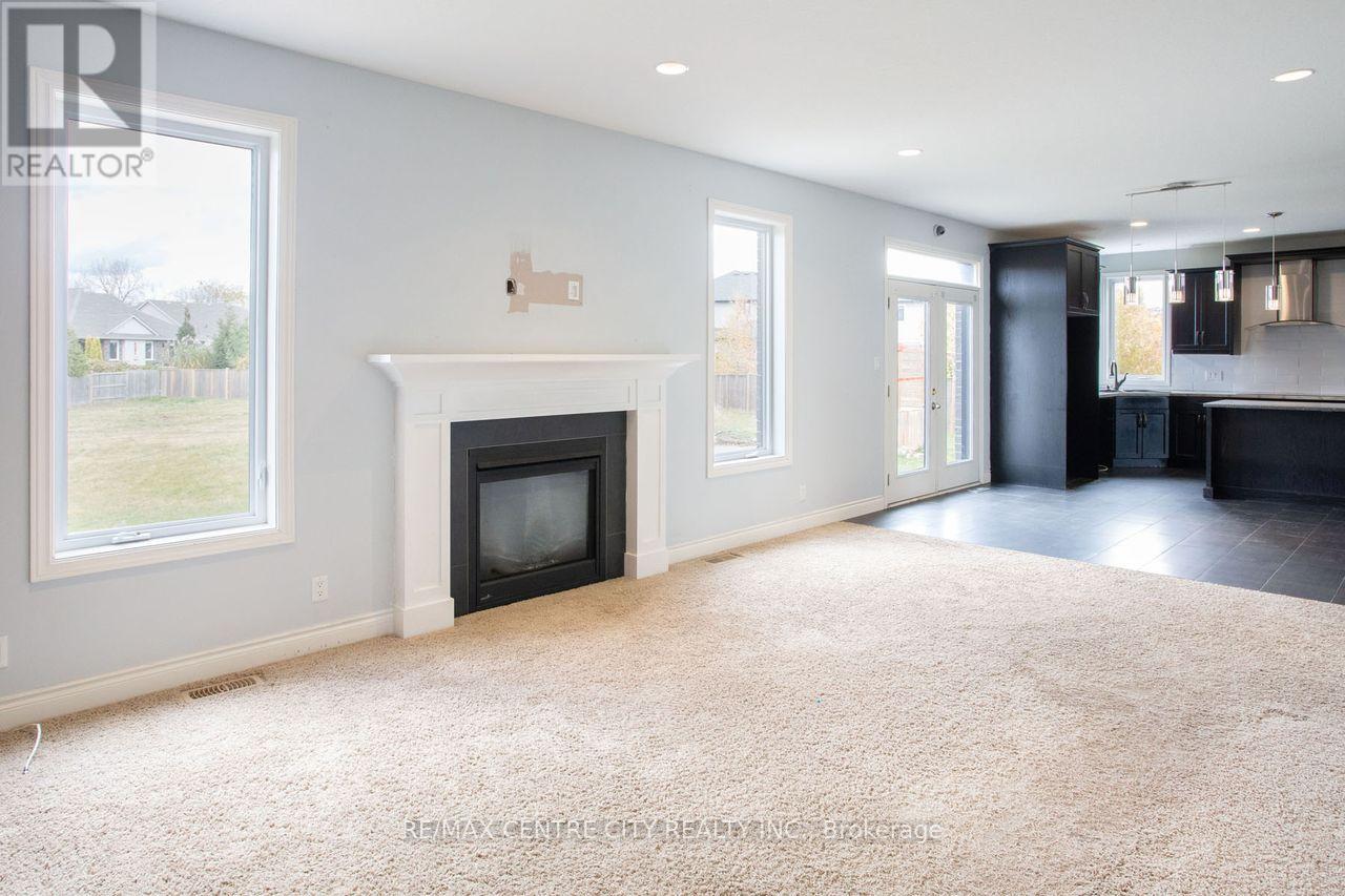 7 Turnberry Court, St. Thomas, Ontario  N5R 0G2 - Photo 16 - X12544742