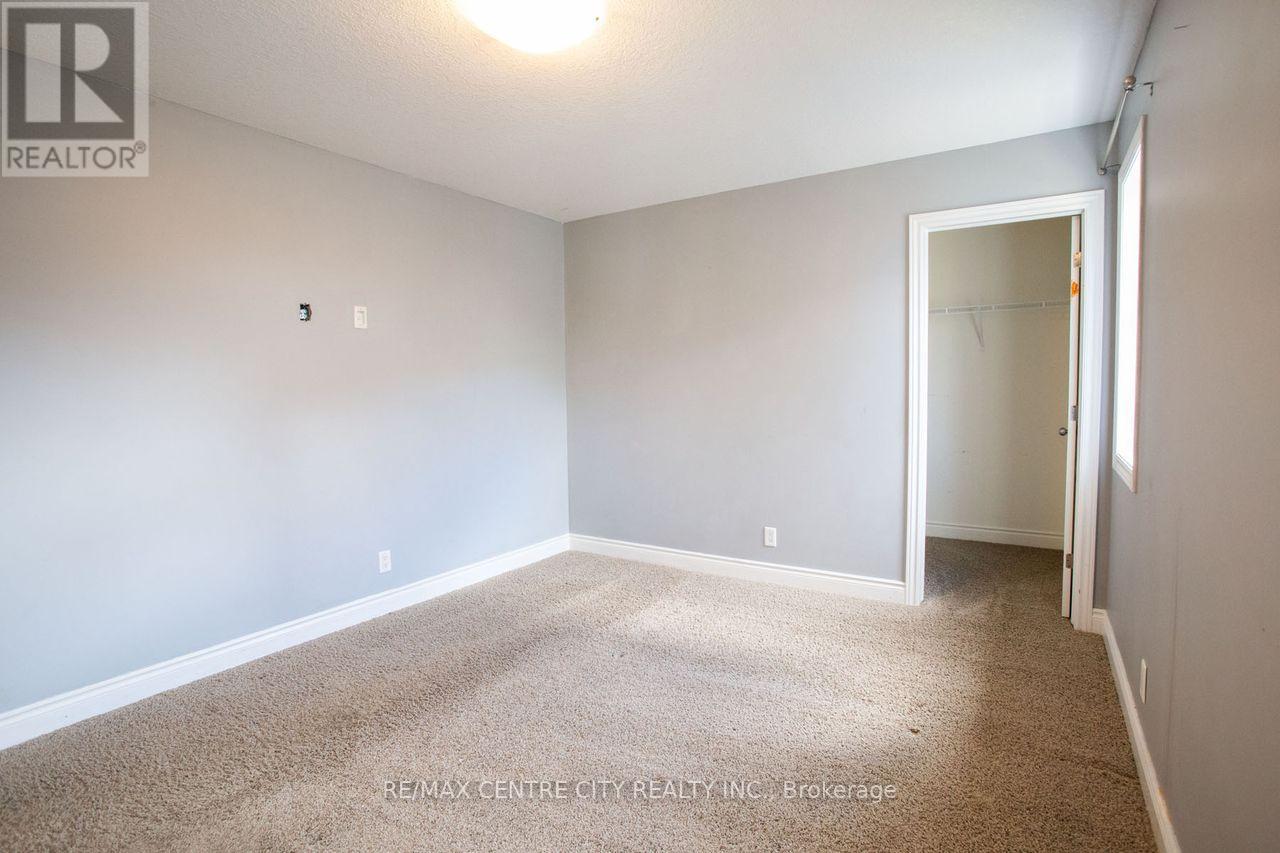 7 Turnberry Court, St. Thomas, Ontario  N5R 0G2 - Photo 34 - X12544742