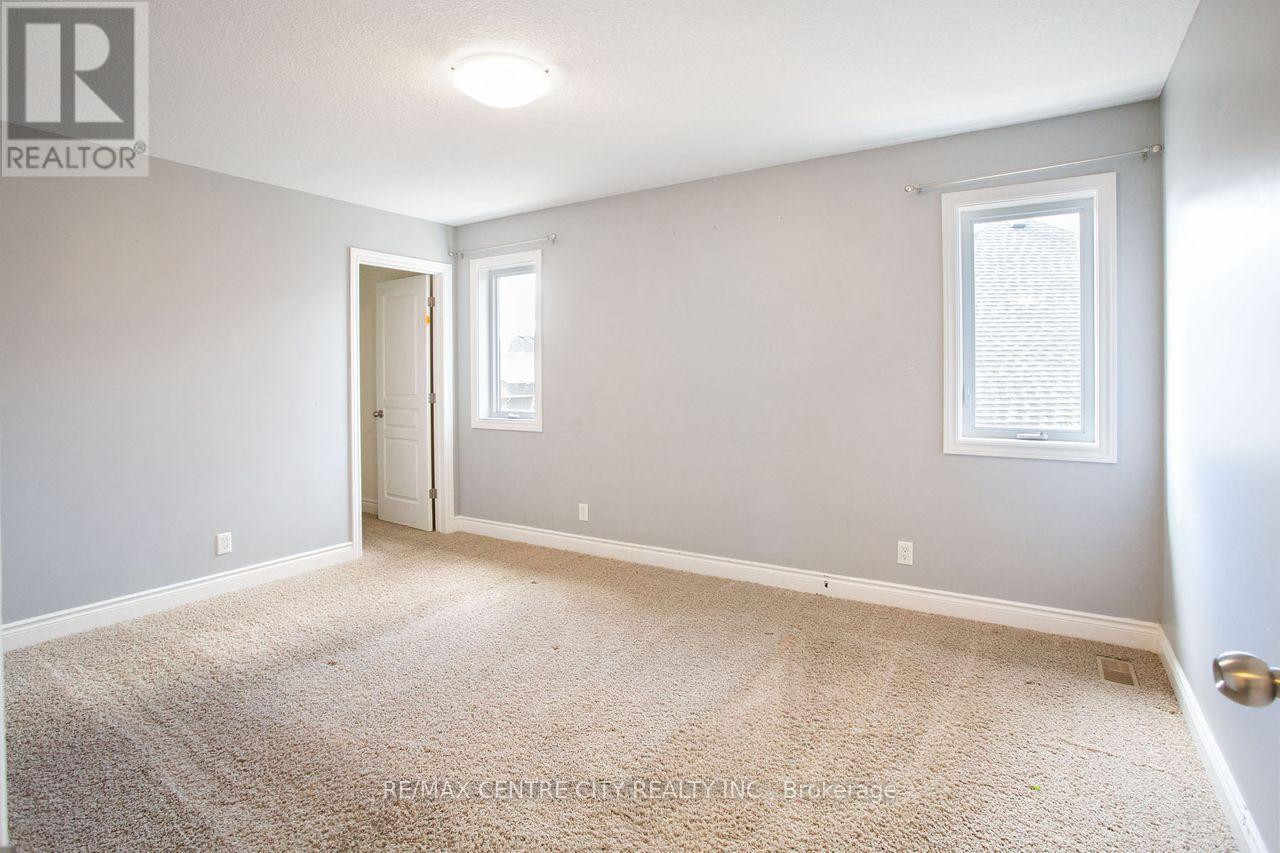 7 Turnberry Court, St. Thomas, Ontario  N5R 0G2 - Photo 35 - X12544742