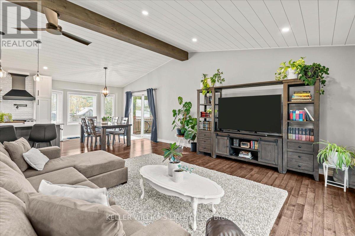 4547 William Street, Plympton-Wyoming, Ontario  N0N 1J6 - Photo 15 - X12544846