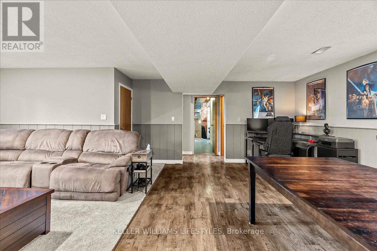 4547 William Street, Plympton-Wyoming, Ontario  N0N 1J6 - Photo 33 - X12544846