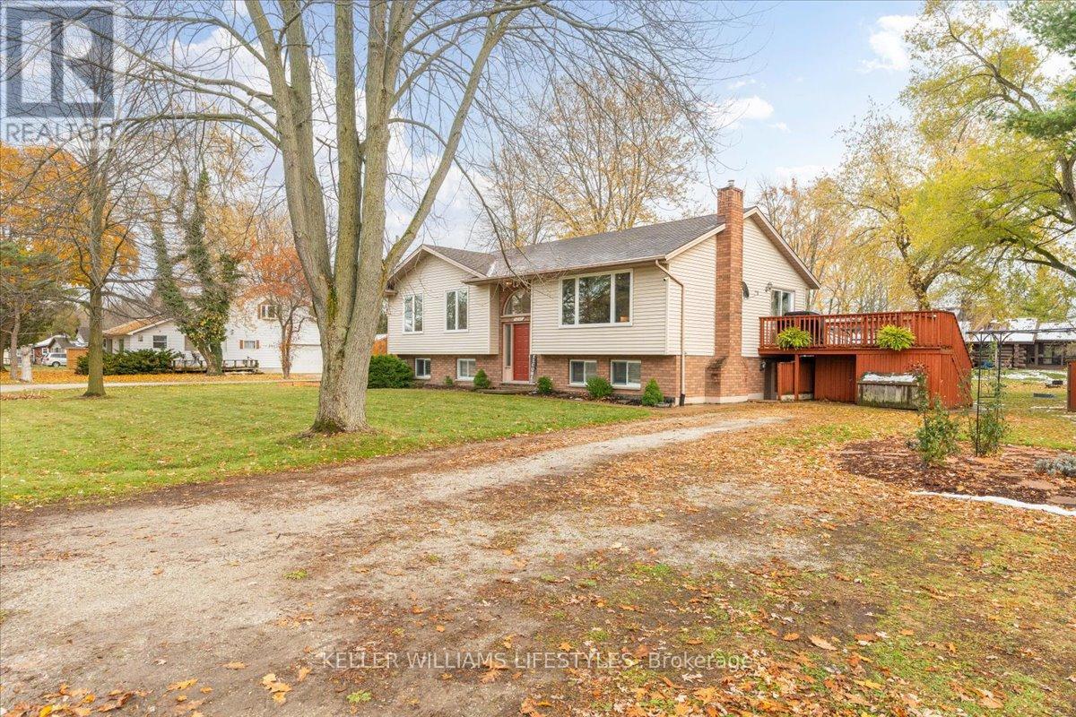 4547 William Street, Plympton-Wyoming, Ontario  N0N 1J6 - Photo 4 - X12544846
