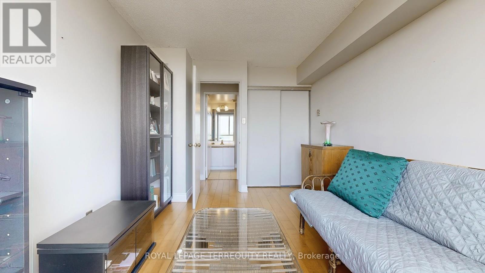 917 - 32 Clarissa Drive, Richmond Hill, Ontario  L4C 9R7 - Photo 15 - N12544596