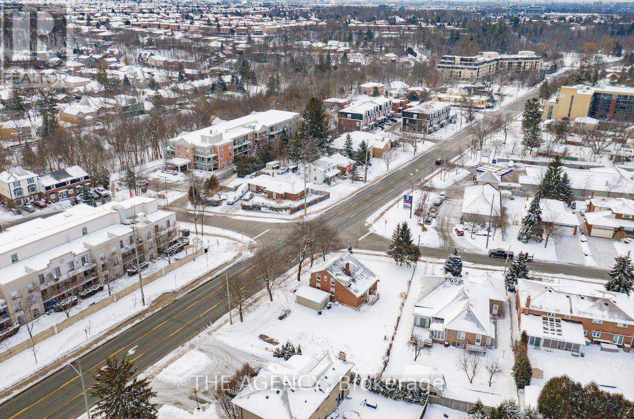 8372 ISLINGTON AVENUE, Vaughan, Ontario