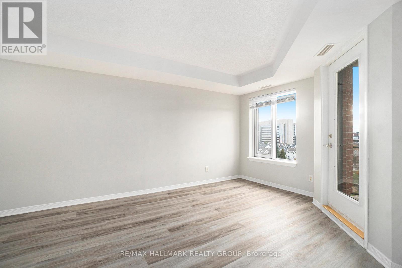 8f - 310 Central Park Drive, Ottawa, Ontario  K2C 4G4 - Photo 10 - X12544734